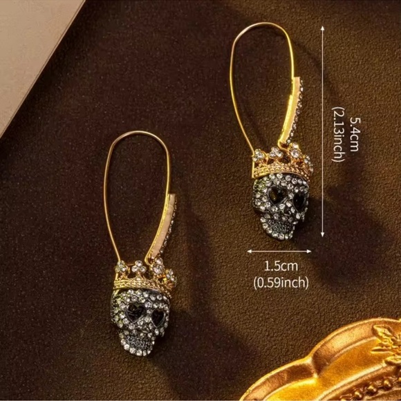 Gothic Crowned Skull Pave Crystal Drop Earrings - Picture 4 of 9